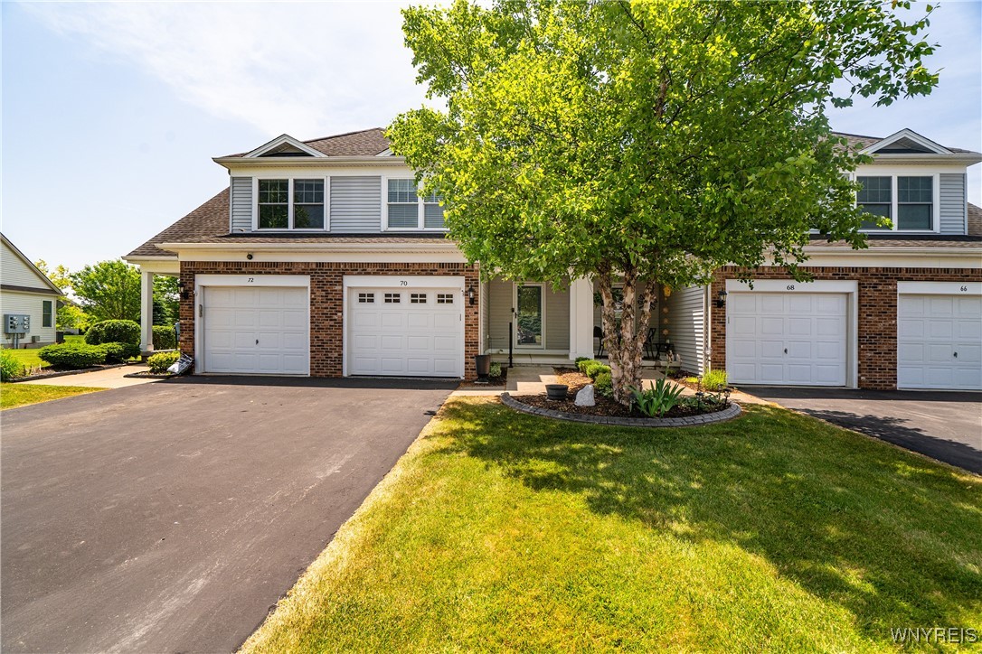photo LHDC0gStPJwiEraX1I: 70 Hanover Street, Lancaster NY 14086