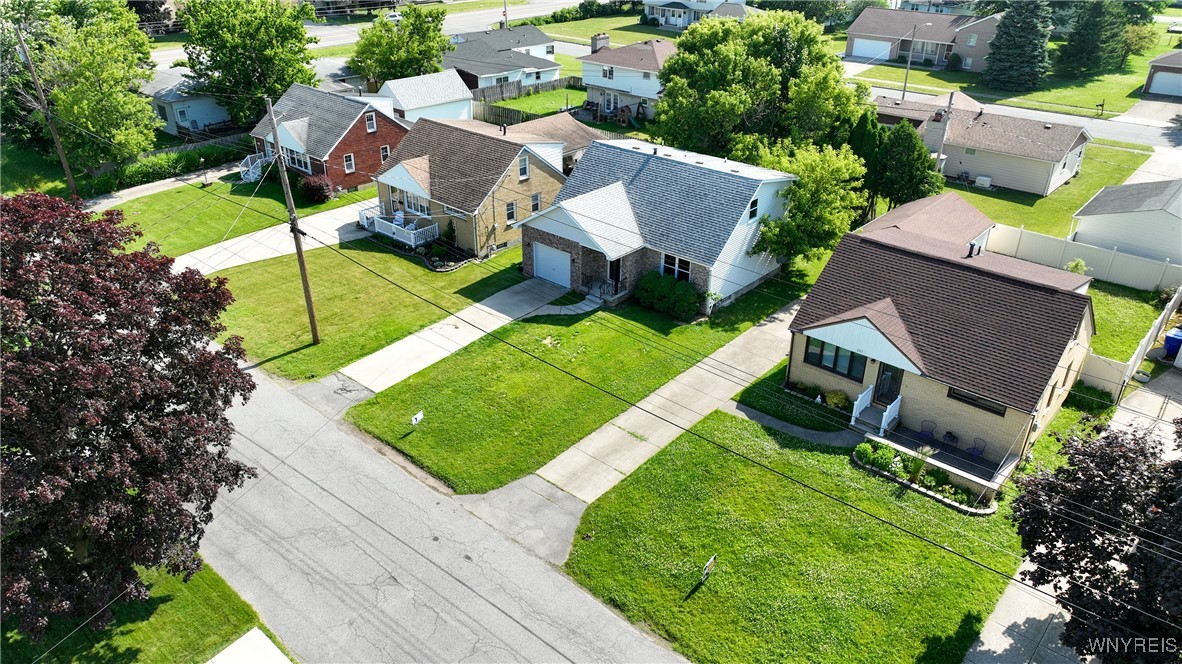photo undefined: 261 Ehinger Drive, West Seneca NY 14224
