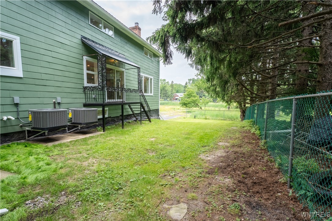 photo undefined: 6 East And West Road, West Seneca NY 14224