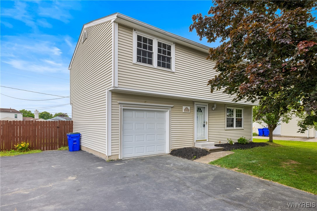 photo undefined: 182 Fawn, West Seneca NY 14224