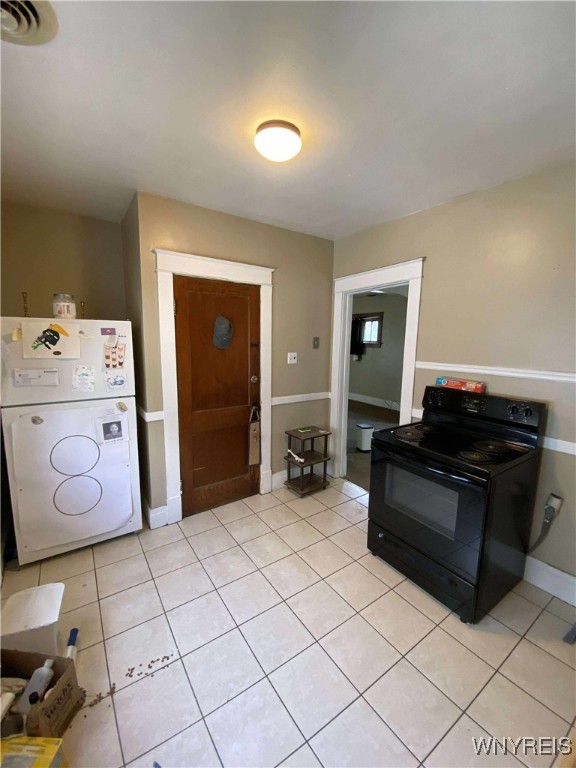 photo 2 : 1614 Ferry Avenue, Niagara Falls NY 14301