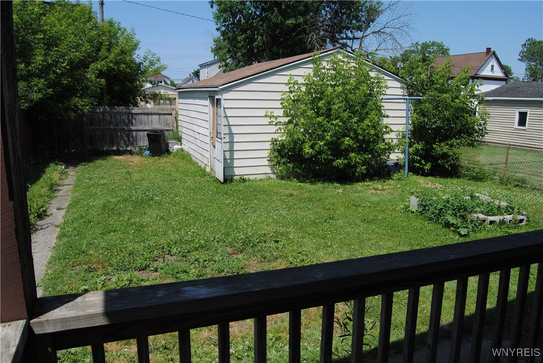 photo 2 : 3028 Welch Avenue, Niagara Falls NY 14303