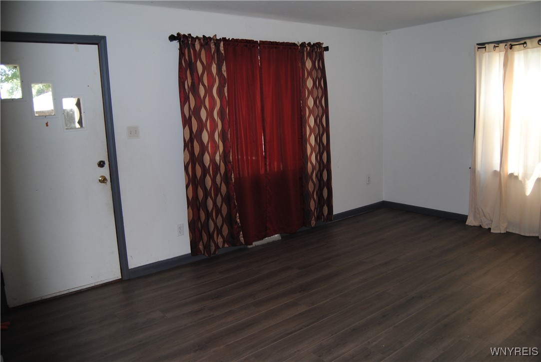 photo 4 : 3028 Welch Avenue, Niagara Falls NY 14303