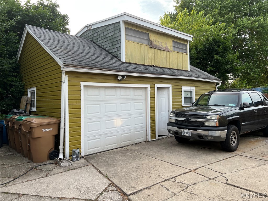 photo undefined: 68 Garland Avenue, Cheektowaga NY 14206