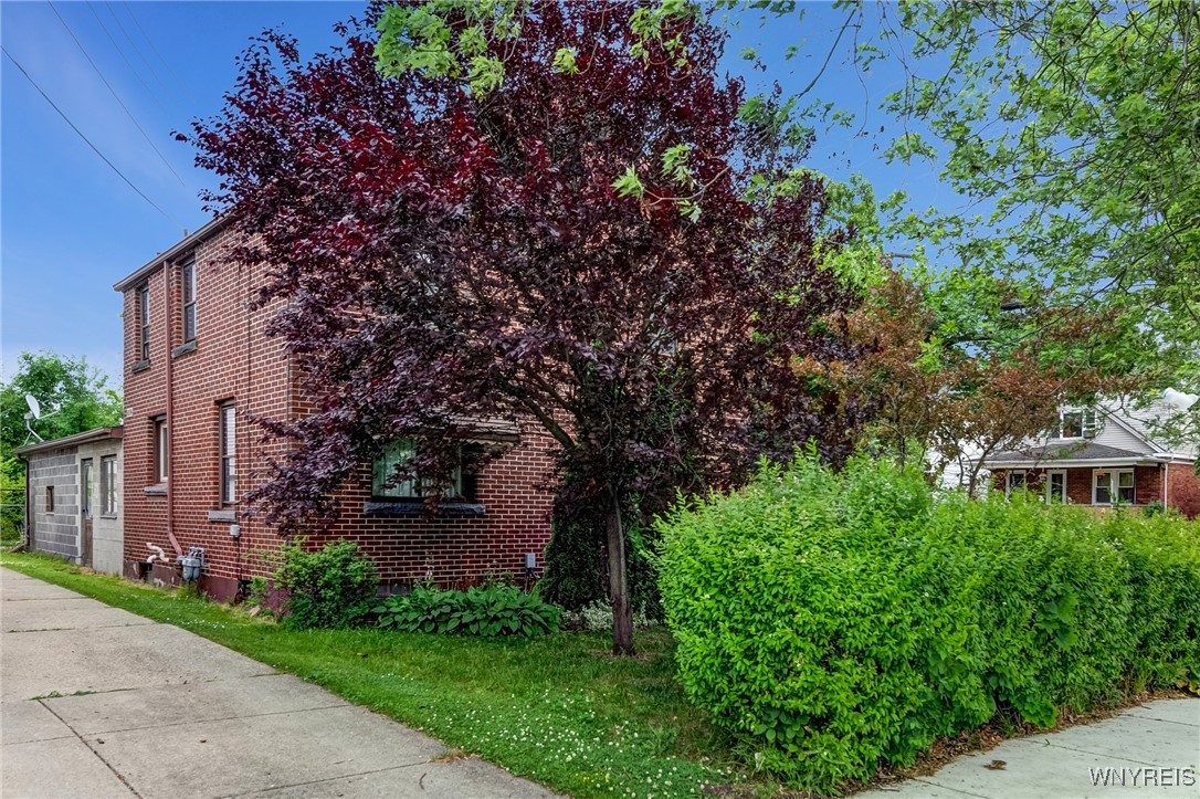 photo undefined: 2104 Walnut Avenue, Niagara Falls NY 14301