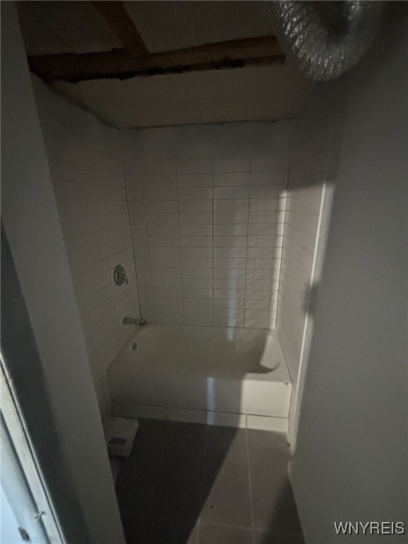 photo 4 : 545 Tronolone Place, Niagara Falls NY 14301