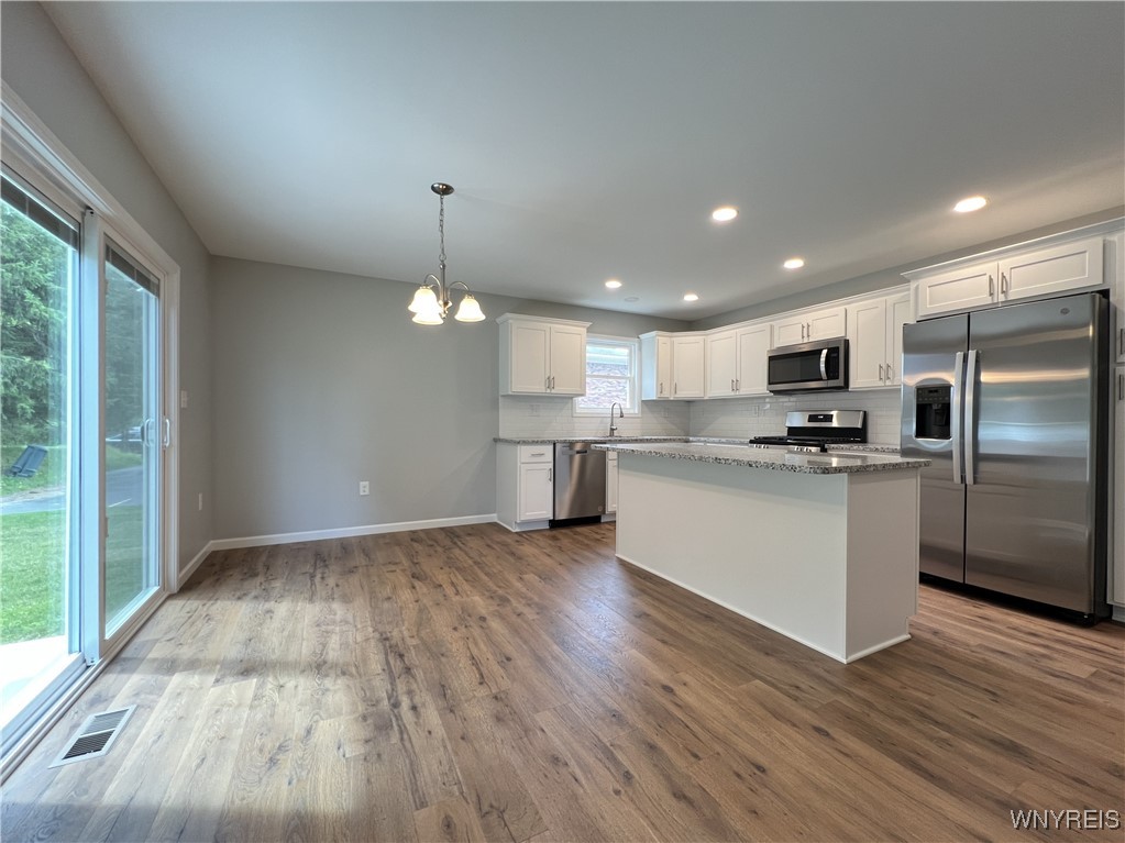 photo 3 : 1589 Center Road, West Seneca NY 14224