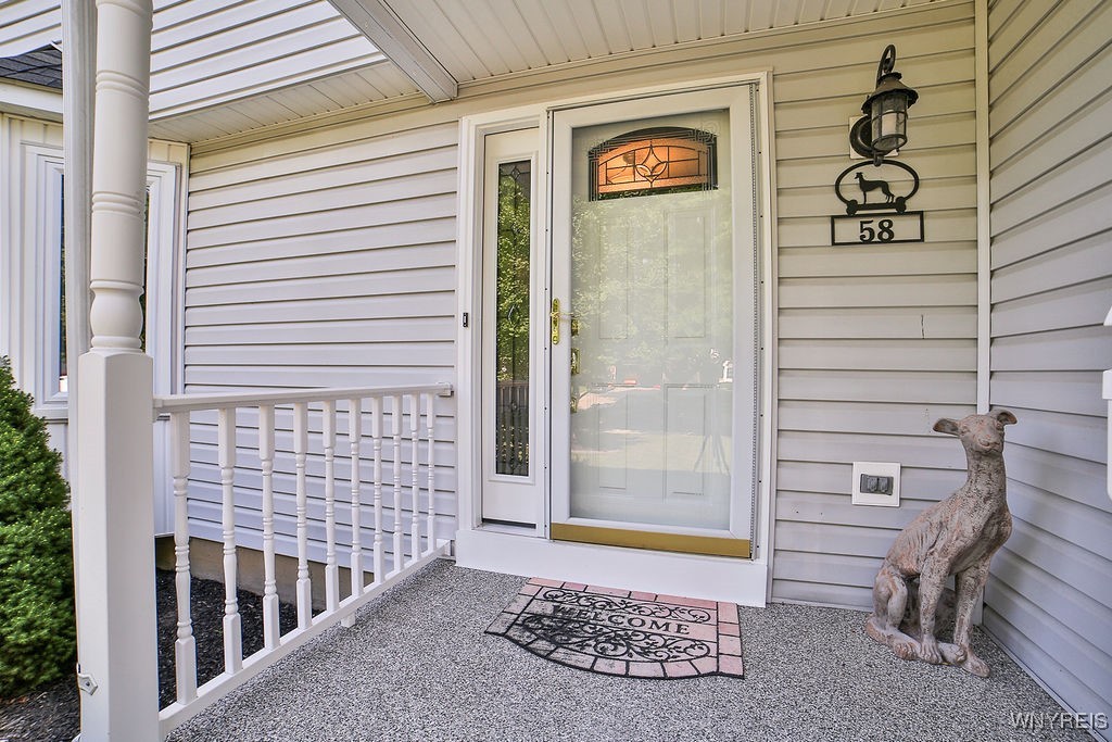 photo 2 : 58 Williamsburg Lane, Lancaster NY 14086