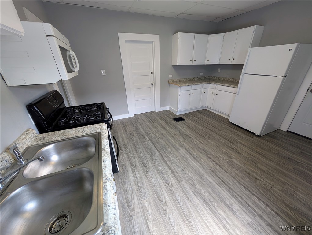 photo 3 : 411 Dearborn Street 2, Buffalo NY 14207
