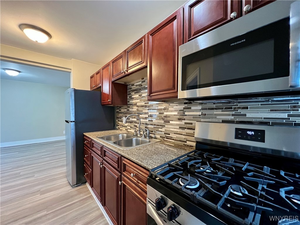 photo 3 : 1225 Hertel Avenue 2, Buffalo NY 14216