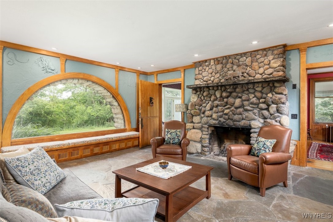 photo undefined: 99 Gypsy Lane, Aurora NY 14052