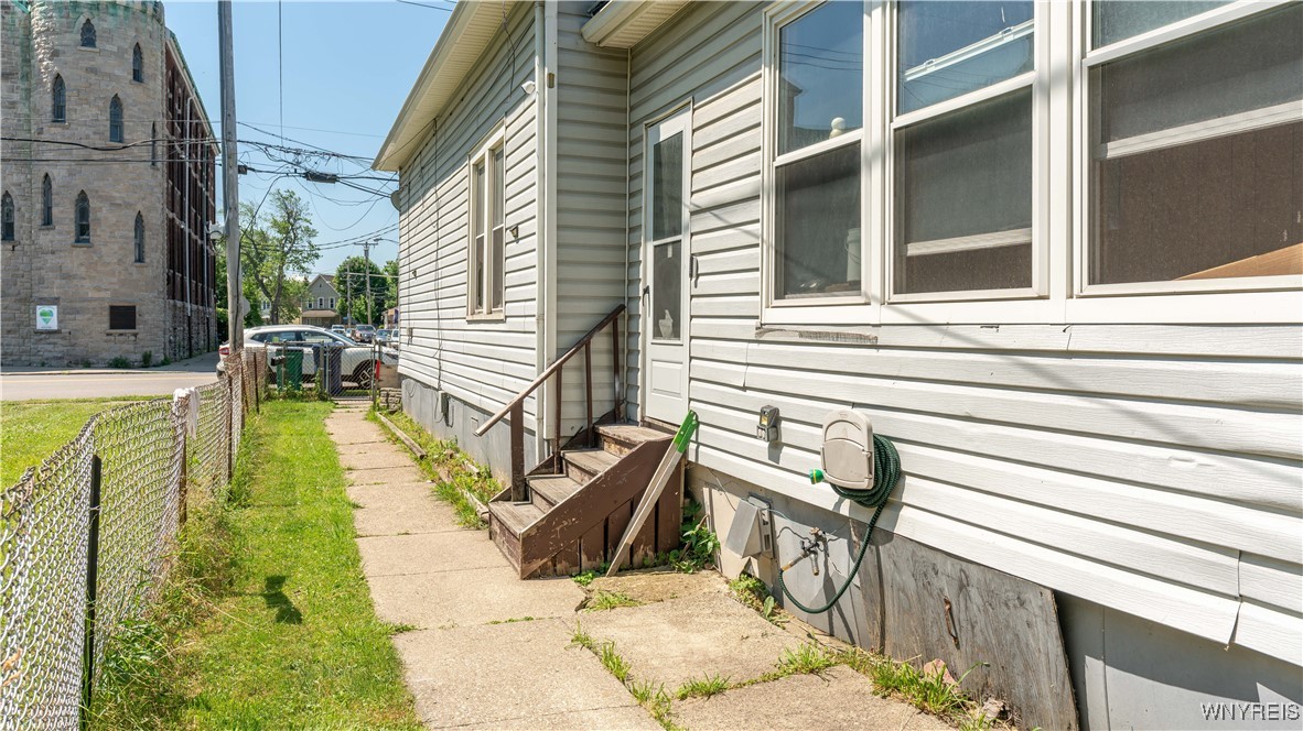 photo undefined: 166 Elk Street, Buffalo NY 14210