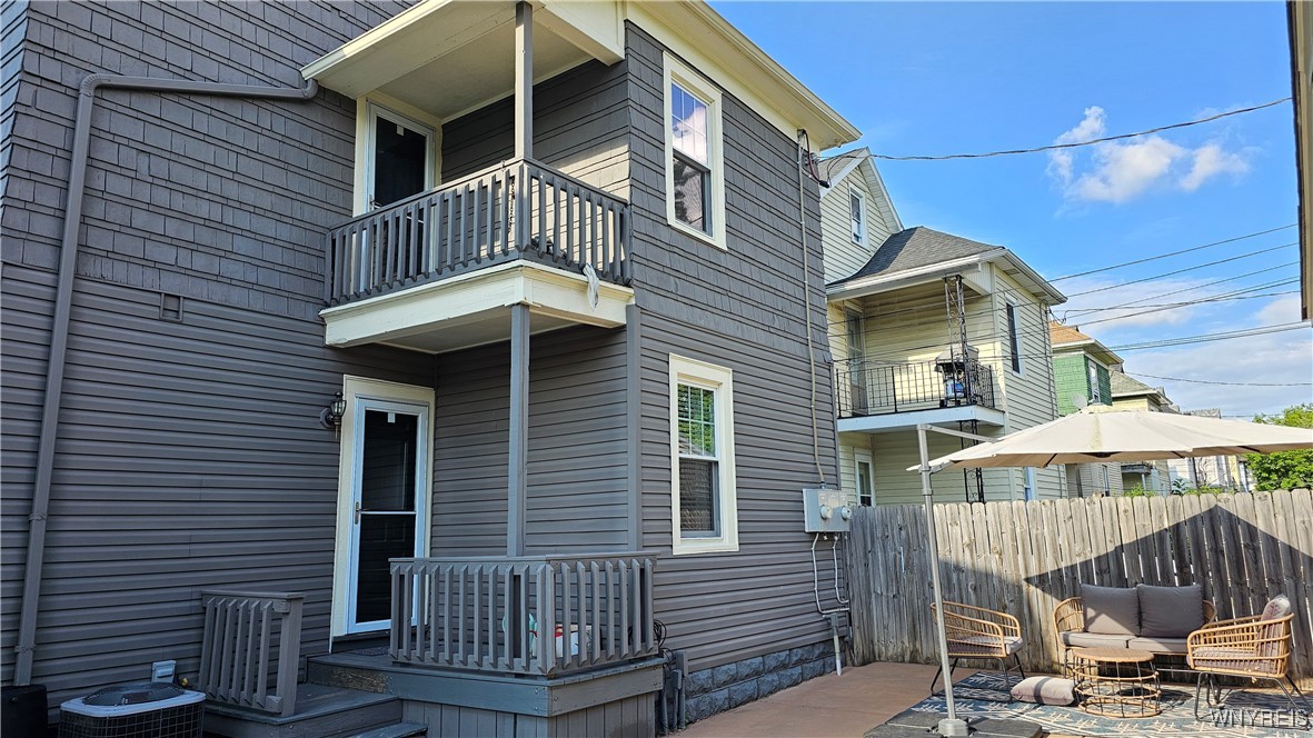 photo 4 : 17 Tacoma Avenue Upper, Buffalo NY 14216