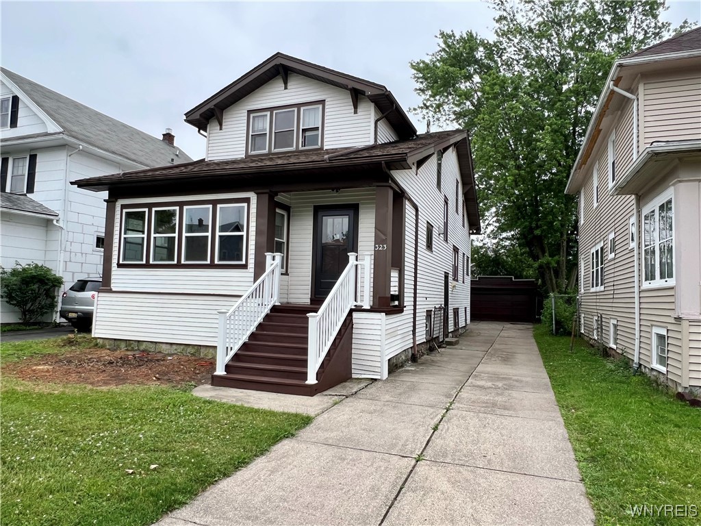 photo 2 : 323 Highgate Avenue, Buffalo NY 14215
