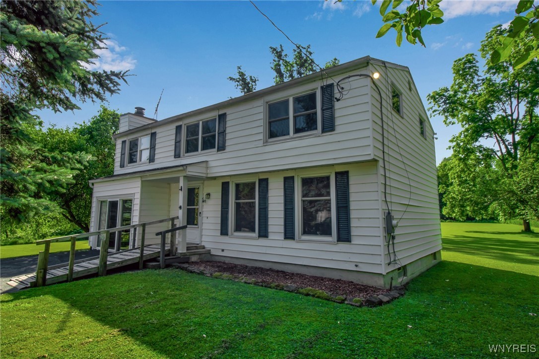 photo 3 : 555 Leydecker Road, West Seneca NY 14224