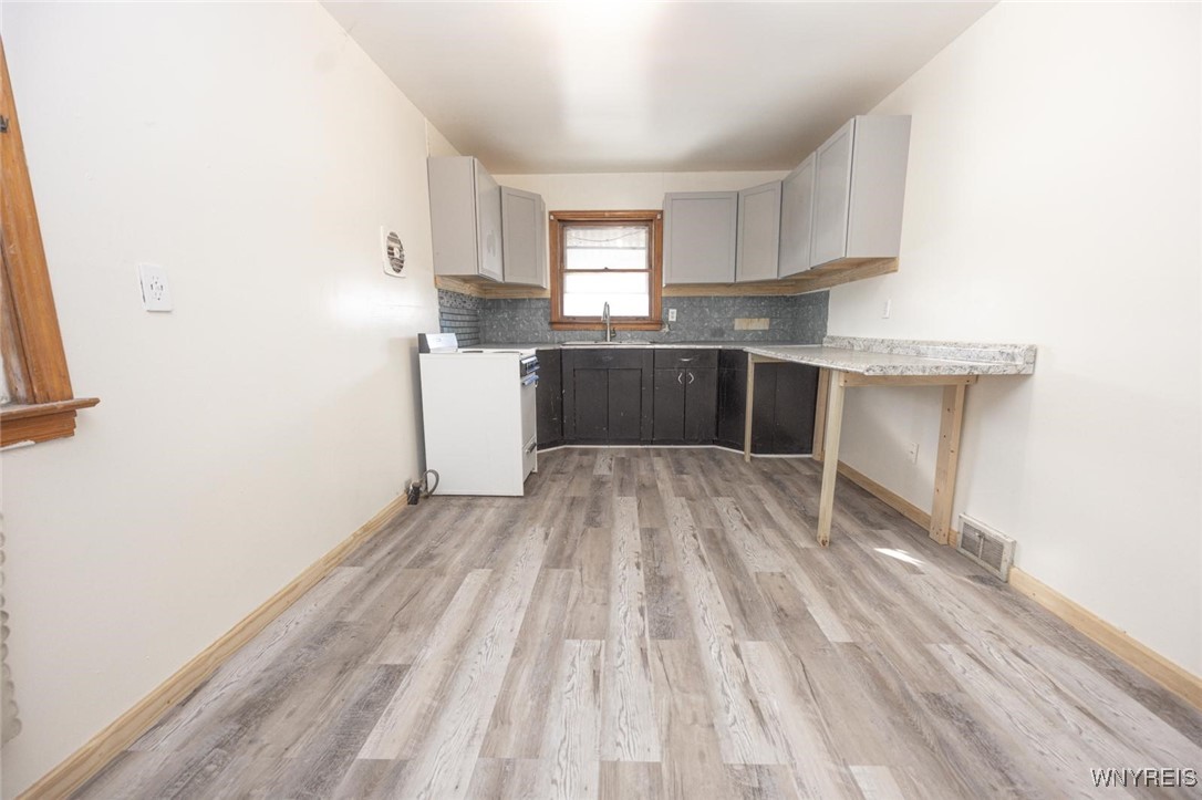 photo undefined: 353 38th Street, Niagara Falls NY 14303