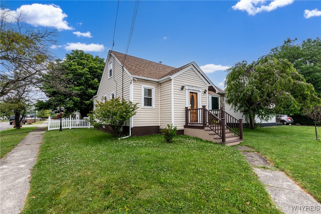 photo 2 : 2680 William Street, Cheektowaga NY 14227