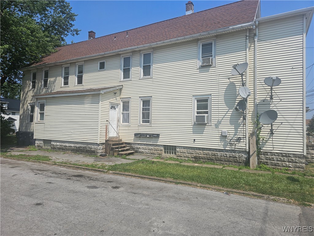 photo 2 : 231 Center Street, Lackawanna NY 14218
