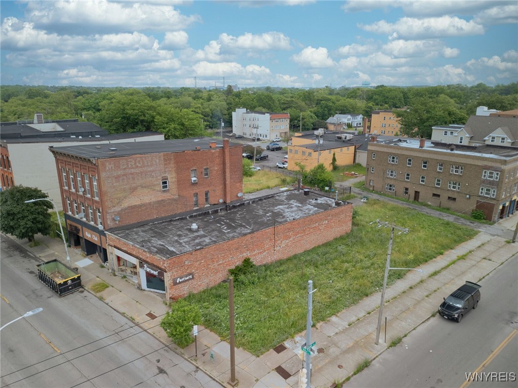 photo undefined: 2107 Main Street, Niagara Falls NY 14305