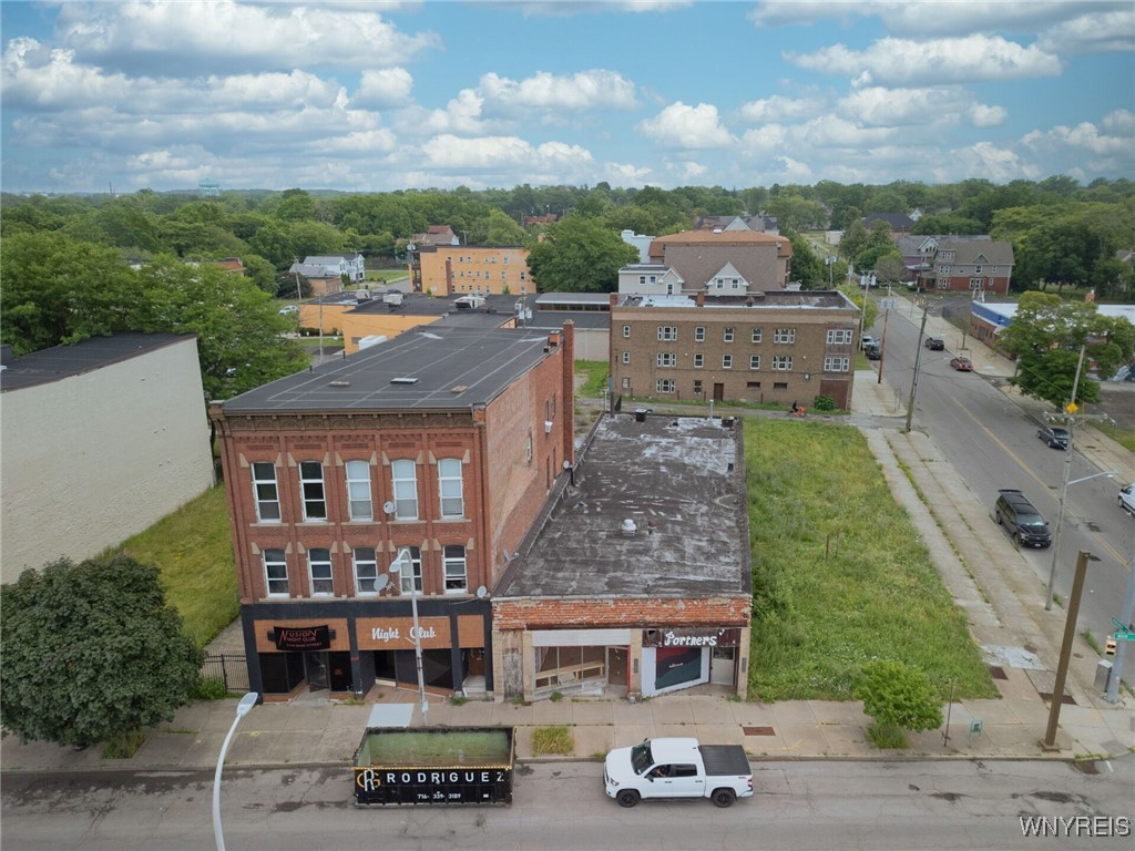 photo 2 : 2107 Main Street, Niagara Falls NY 14305