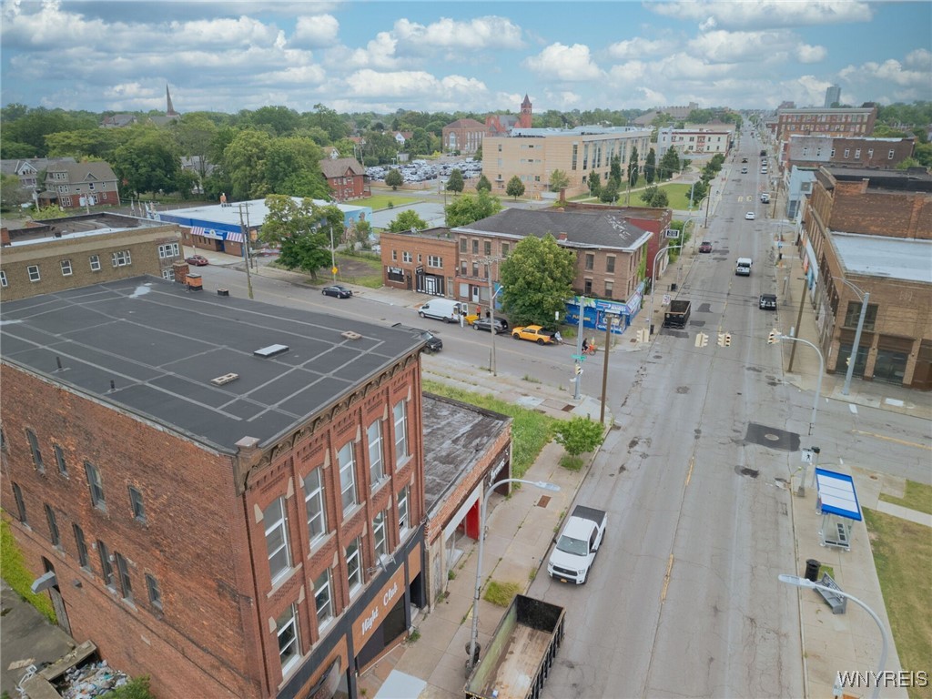 photo 3 : 2107 Main Street, Niagara Falls NY 14305