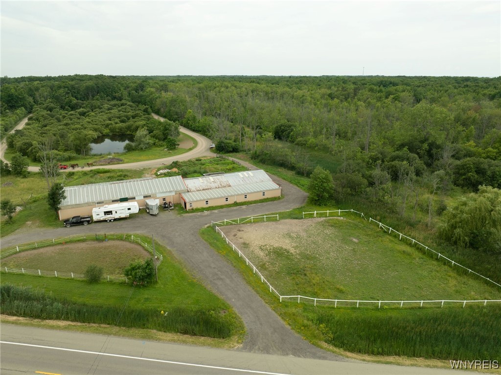 photo 1 : 7452 Southwestern Boulevard, Evans NY 14047