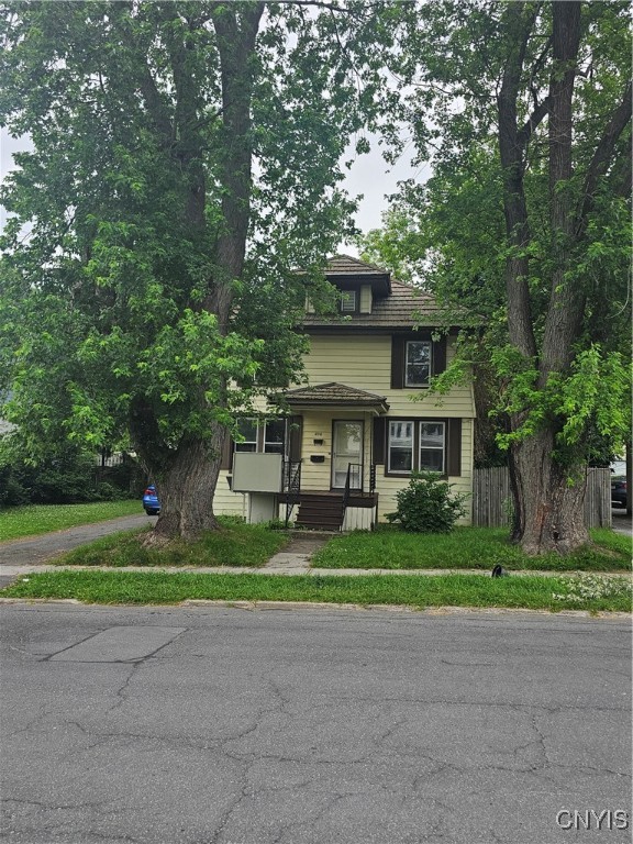 photo b2tO4: 230 North Indiana Avenue, Watertown City NY 13601