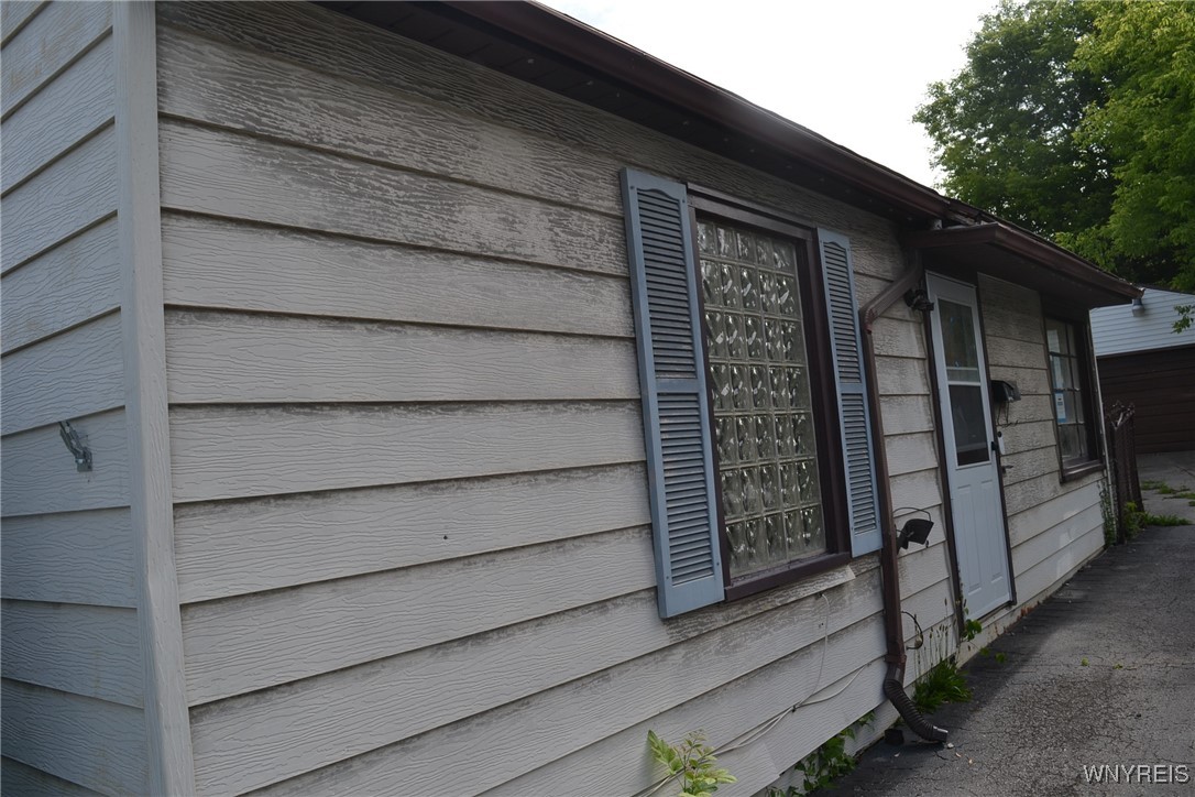photo 2 : 57 East End Avenue, Cheektowaga NY 14225