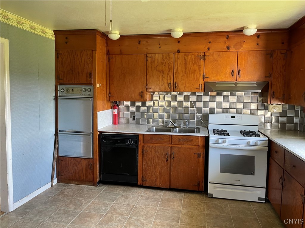 photo 2 : 17106 State Route 3, Hounsfield NY 13601