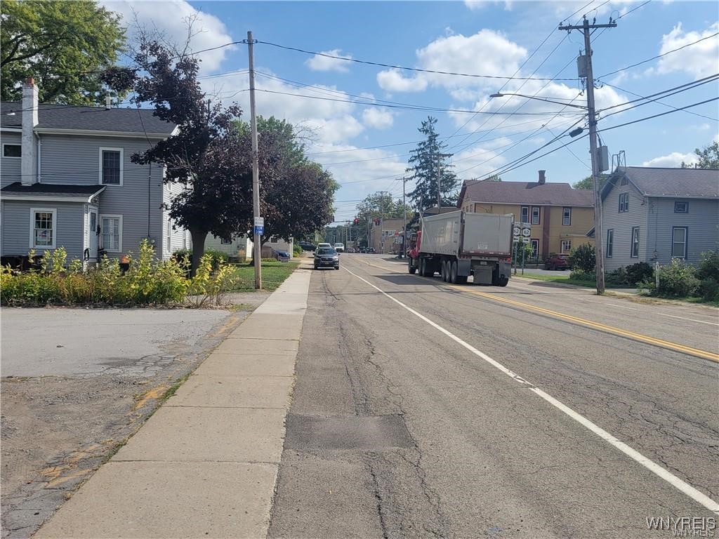 photo 8p0: 2746 W Church St Street, Eden NY 14057