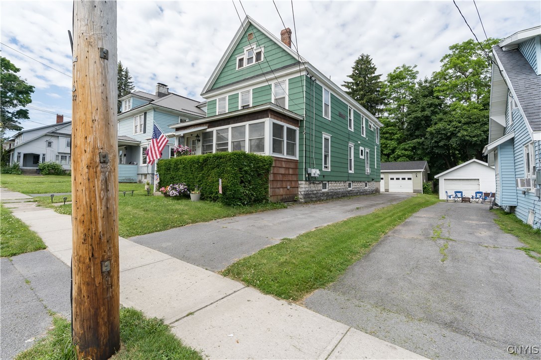 photo jZg3m--oq: 207 North Indiana Avenue, Watertown City NY 13601