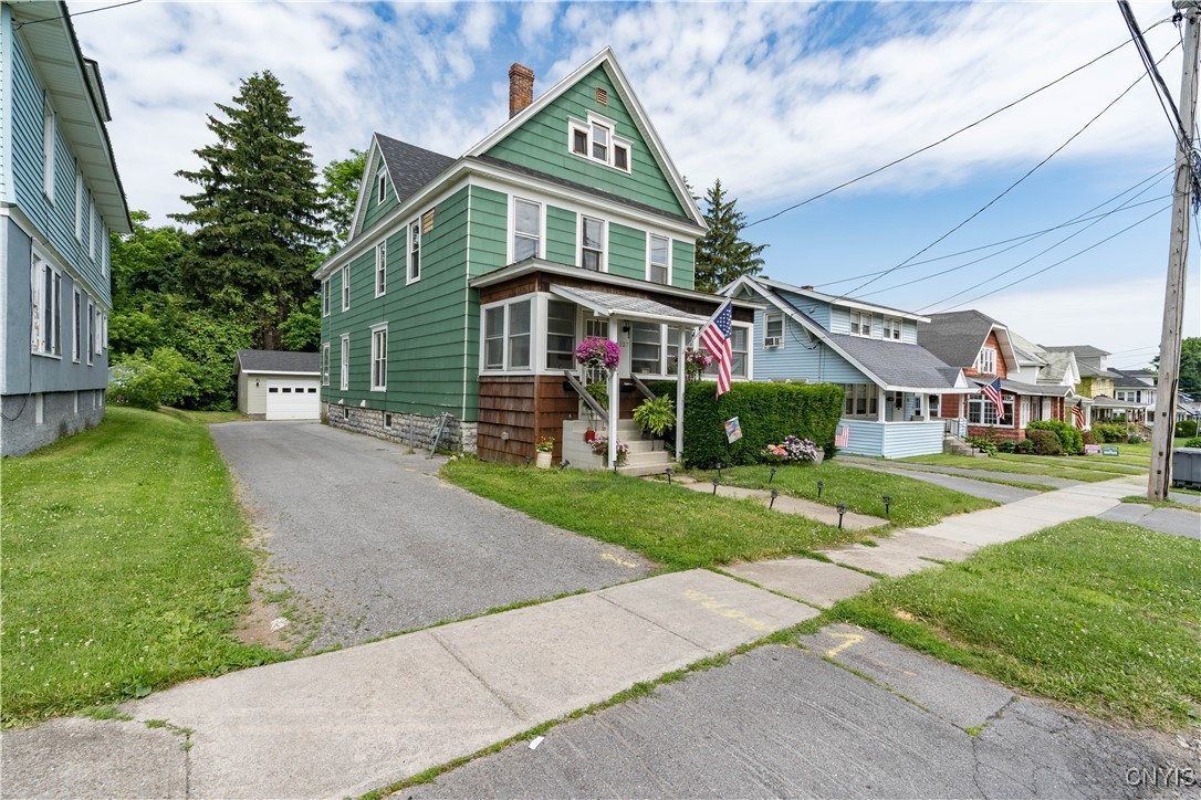 photo 2 : 207 North Indiana Avenue, Watertown City NY 13601