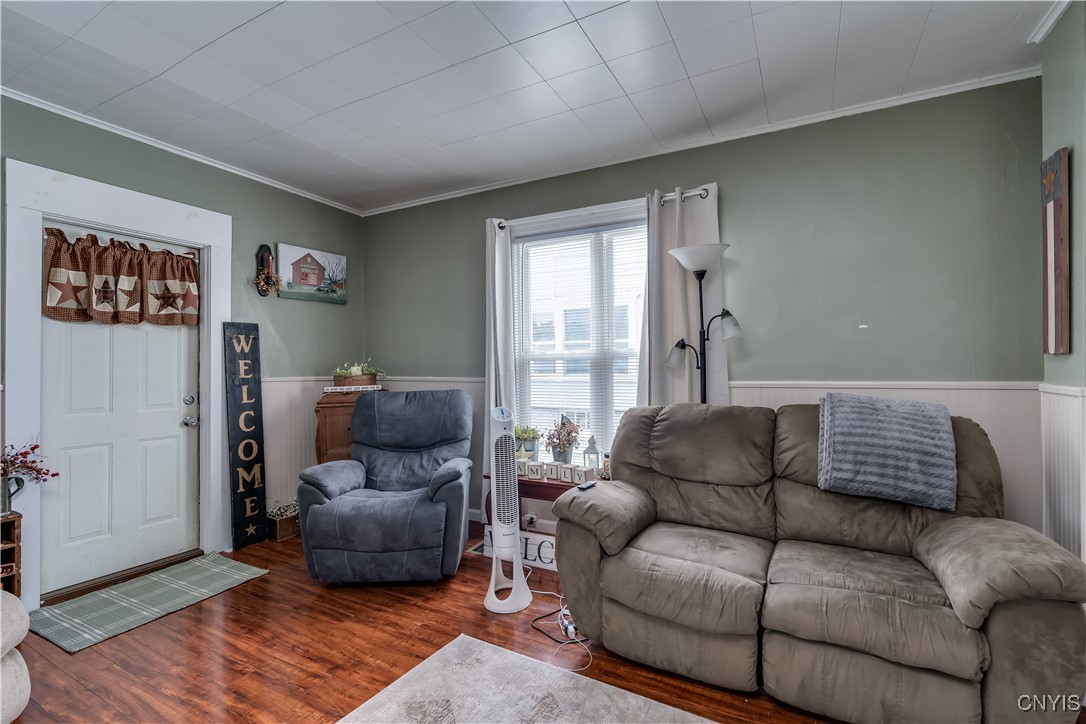photo 3 : 207 North Indiana Avenue, Watertown City NY 13601