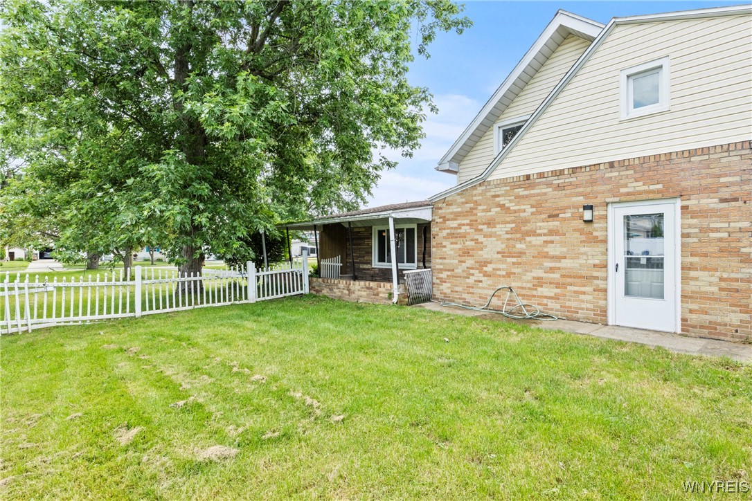 photo undefined: 36 Meadowlawn Road, Cheektowaga NY 14225