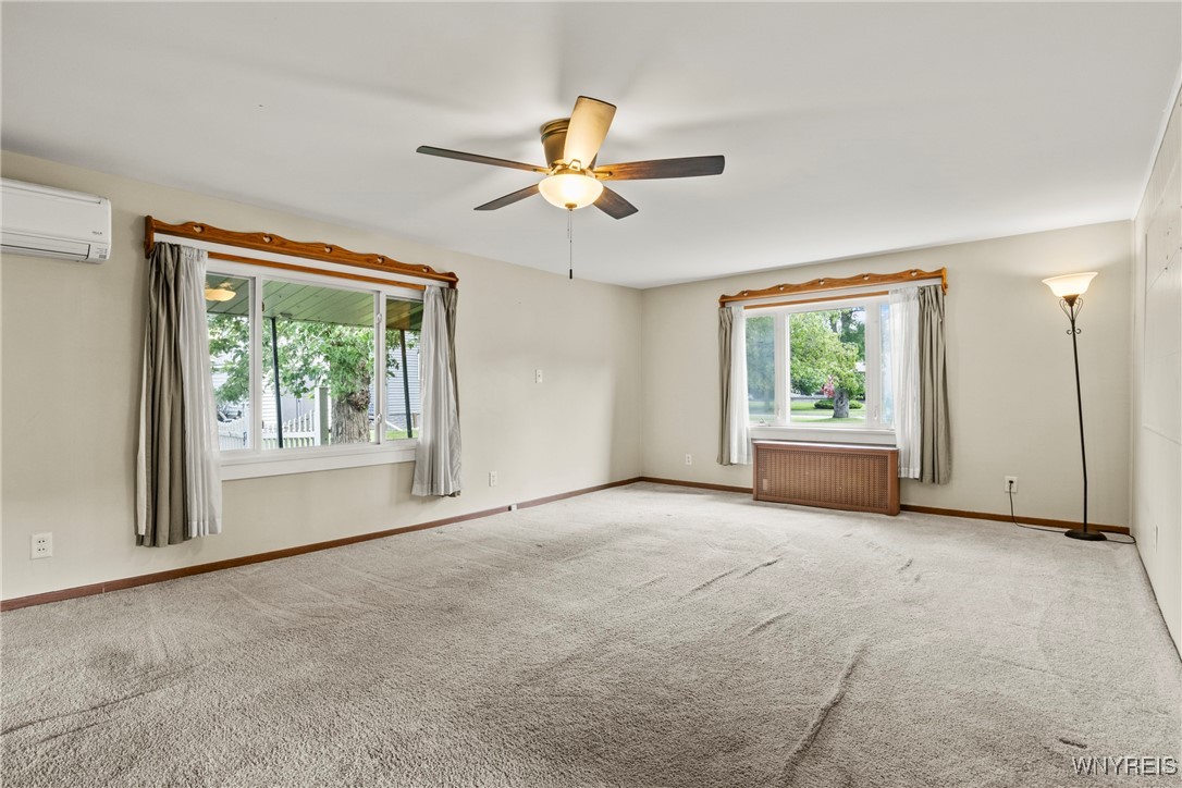 photo 4 : 36 Meadowlawn Road, Cheektowaga NY 14225