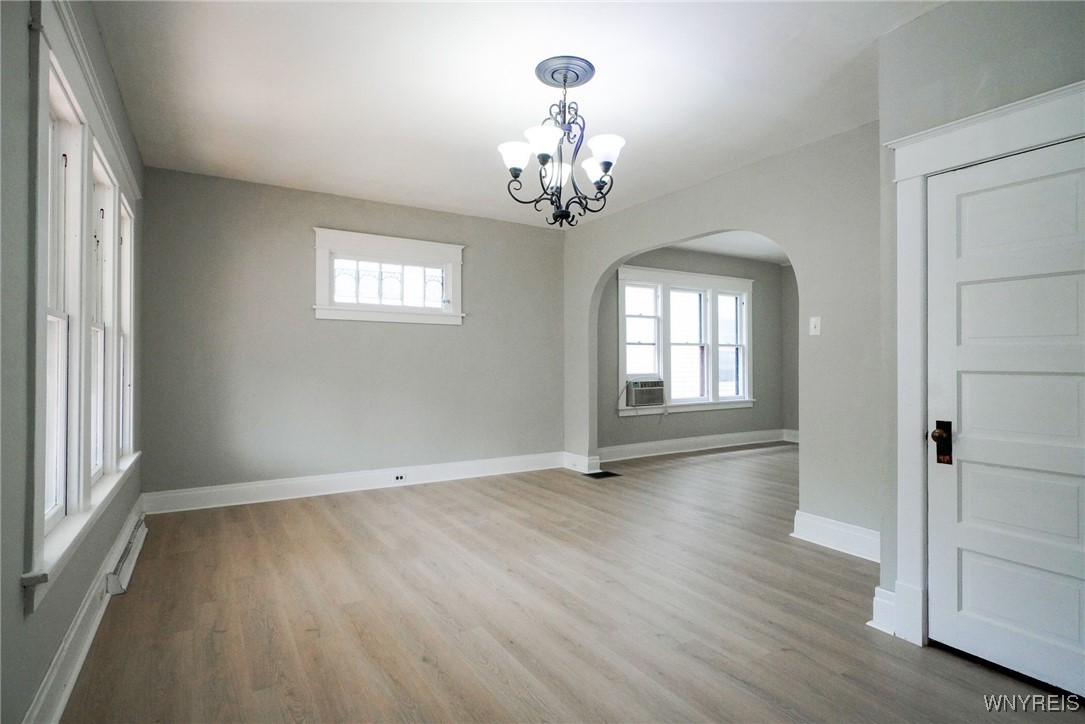 photo 4 : 18 Richlawn Avenue, Buffalo NY 14215