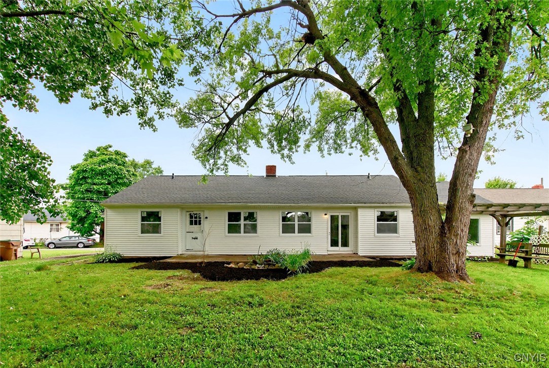 photo EZusEcgpTYZLWAj34n2g9PWbveWw: 27-29 Windcrest Drive 27, Cheektowaga NY 14225