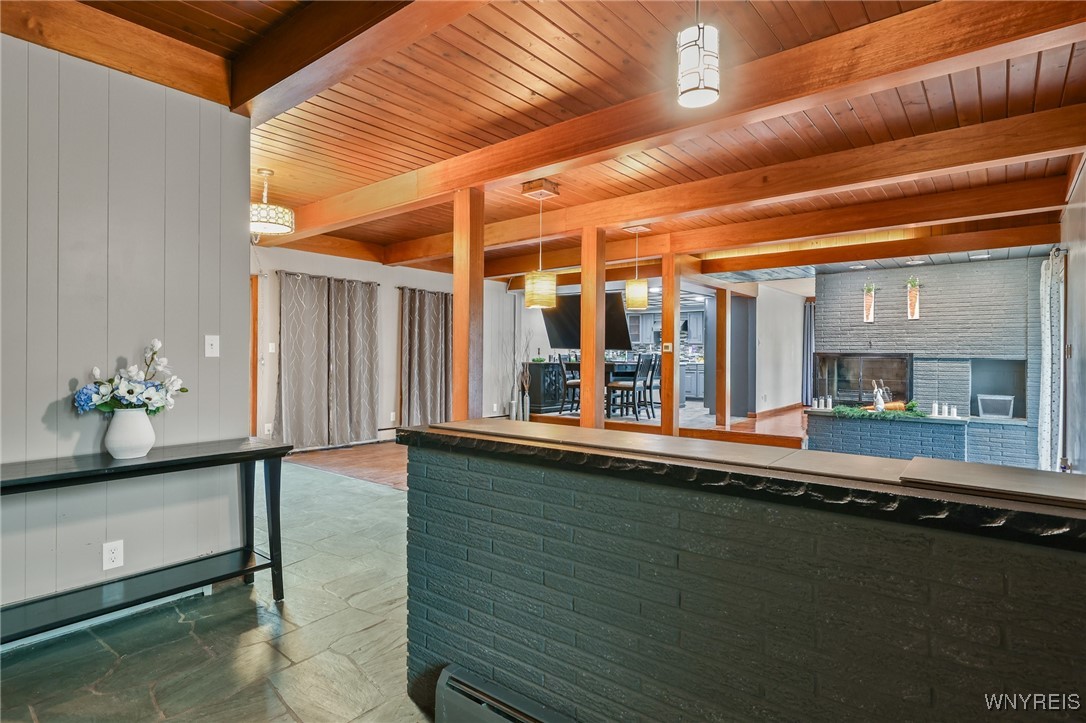 photo 4 : 722 College Ter Terrace, Niagara Falls NY 14305