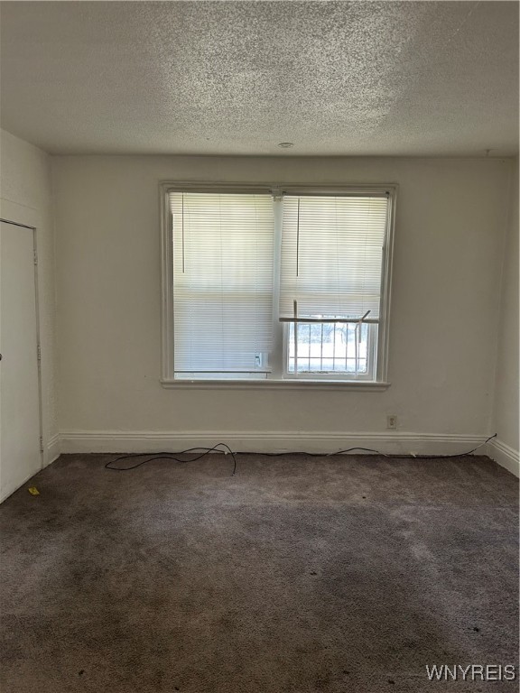 photo uMbFKI-xqueEebo: 174 Normal Avenue, Buffalo NY 14213