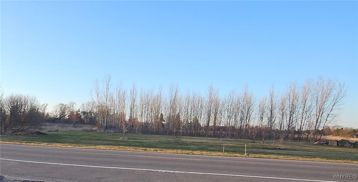 photo 4 : VL (A) Mapleton Road, Wheatfield NY 14132