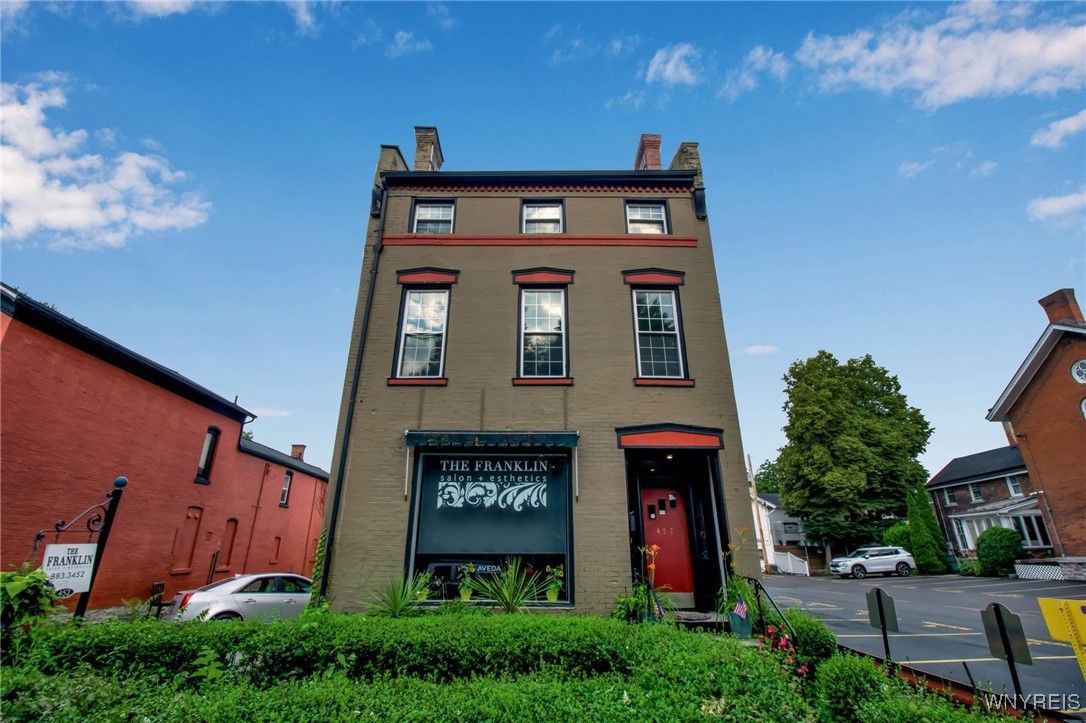 photo qK3rS9cm43s: 452 Franklin Street, Buffalo NY 14202
