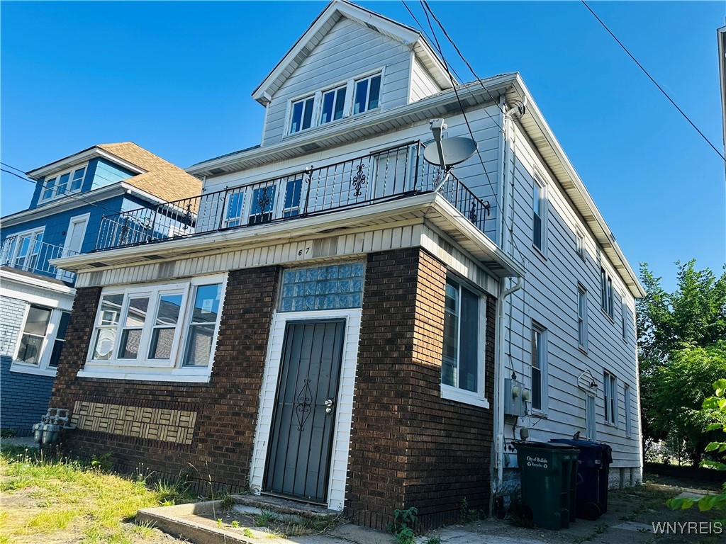 photo 2 : 67 Holmes Street, Buffalo NY 14207