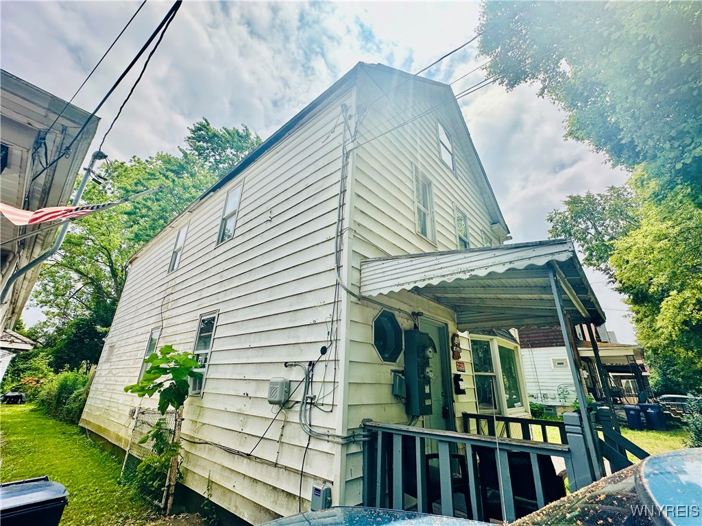 photo 2 : 253 Gold Street, Buffalo NY 14206