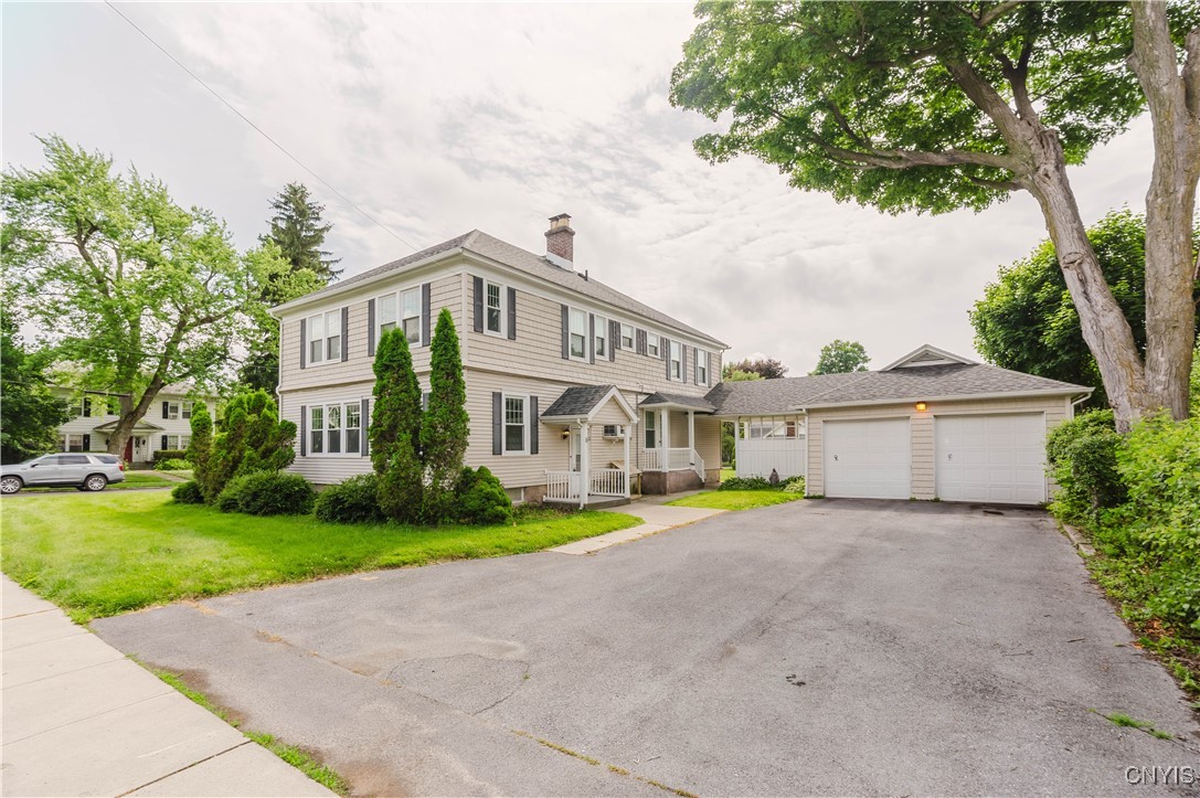 photo 2 : 304 Flower Avenue West, Watertown City NY 13601