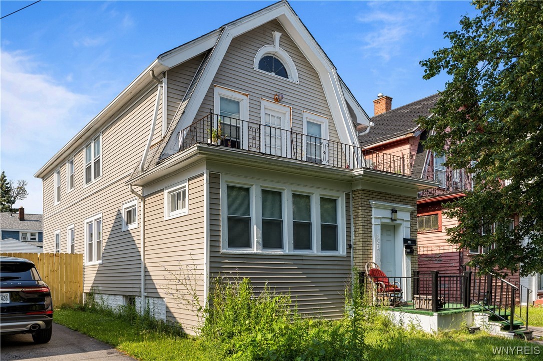 photo 7yobDQ7p00-L2lm5sATtQa13ym3d3LU2me: 626 Lisbon Avenue, Buffalo NY 14215