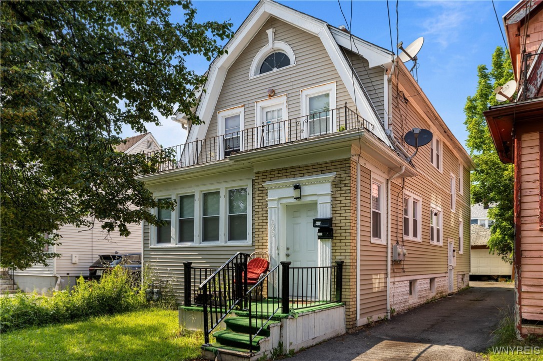 photo qSPZTN9UWP1Fq630KyiDBMrjyd4q5IZIIVNtkpG9I: 626 Lisbon Avenue, Buffalo NY 14215
