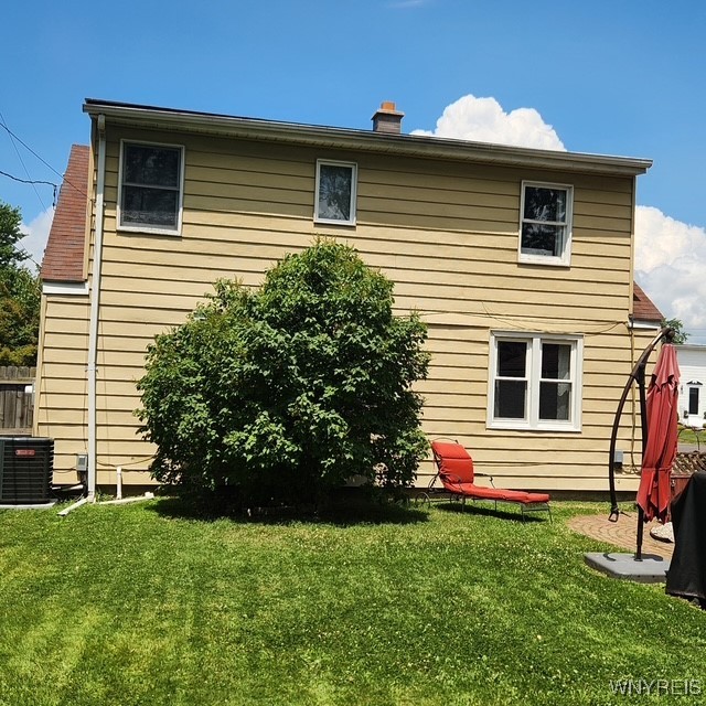 photo 3 : 141 Fairvale Drive, Cheektowaga NY 14225