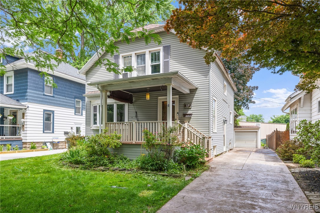 photo undefined: 39 Colonial Avenue, Lancaster NY 14086