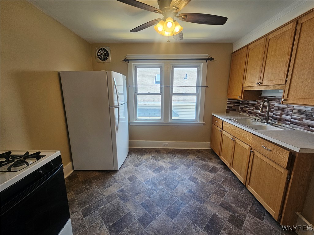 photo undefined: 293 Potters Road, Buffalo NY 14220