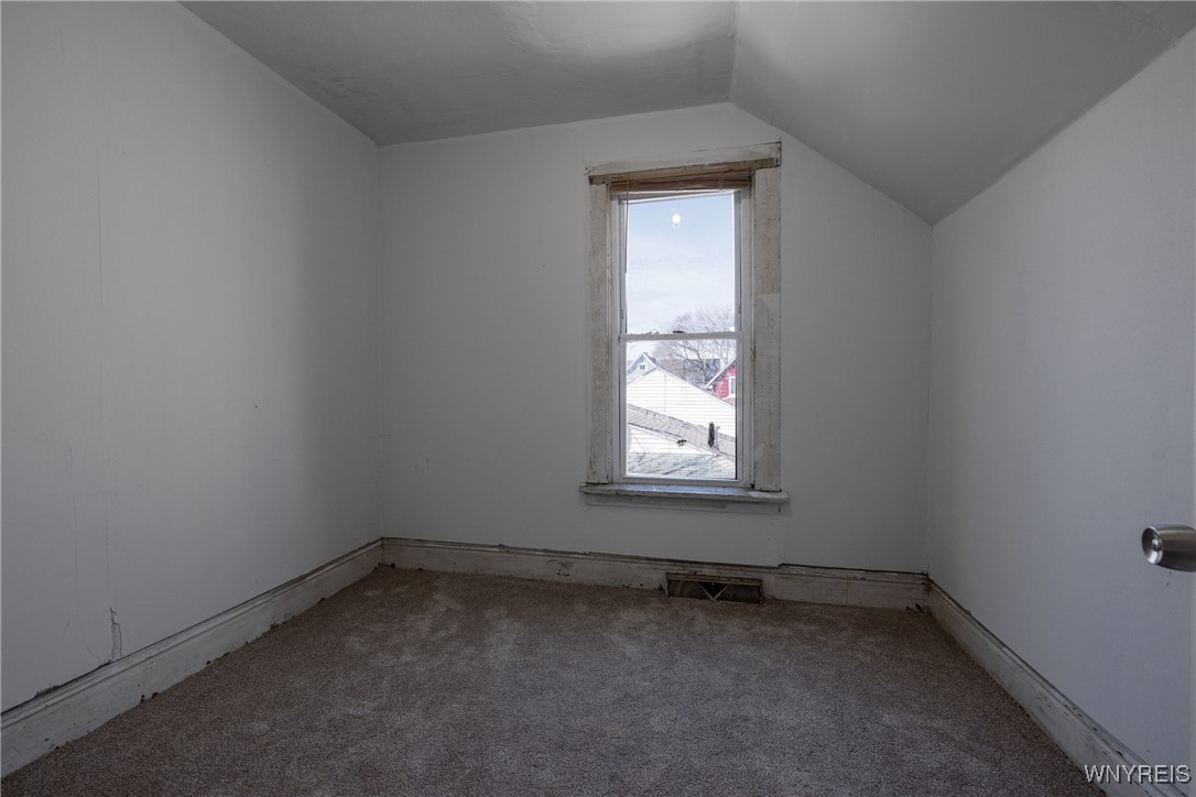 photo undefined: 7 Daisy Place, Buffalo NY 14208